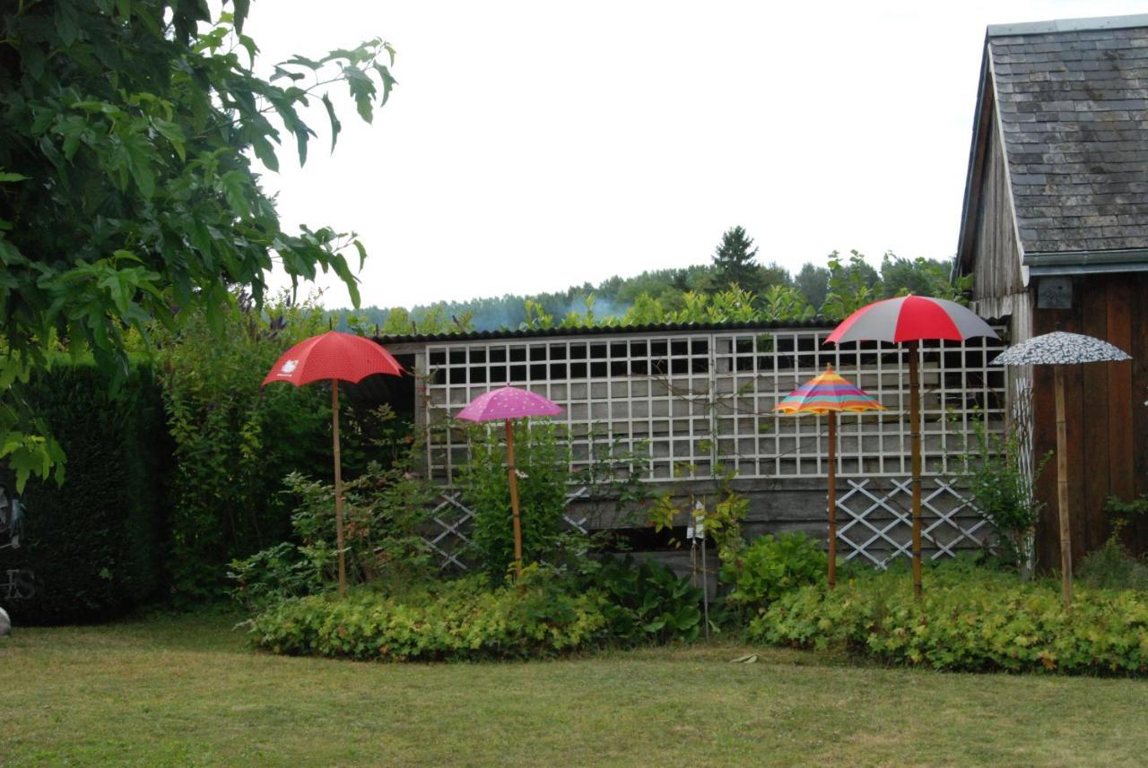 Chambre D'Hotes "Les Paturelles" Fougeres-sur-Bievre Esterno foto