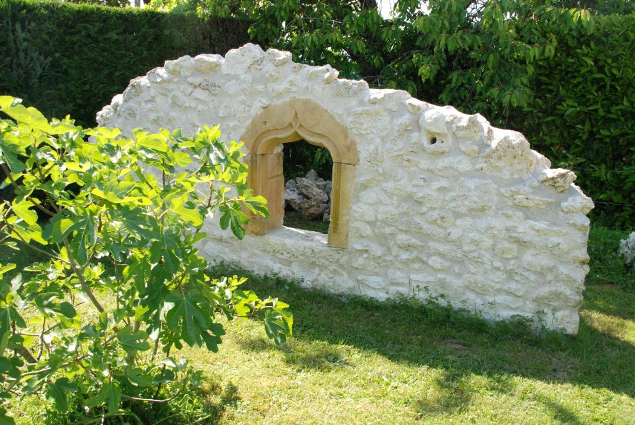 Chambre D'Hotes "Les Paturelles" Fougeres-sur-Bievre Esterno foto
