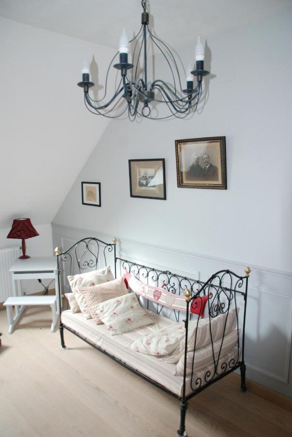 Chambre D'Hotes "Les Paturelles" Fougeres-sur-Bievre Esterno foto
