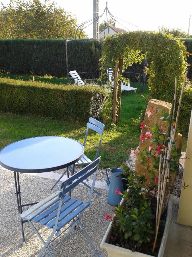 Chambre D'Hotes "Les Paturelles" Fougeres-sur-Bievre Esterno foto